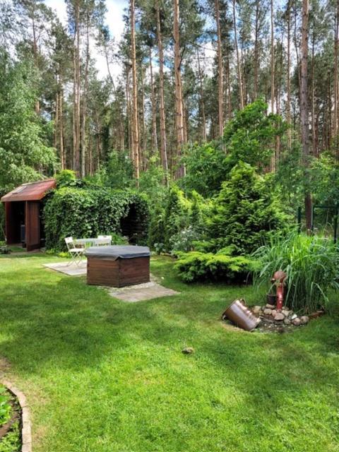 Dom Wakacyjny Merlin Nad Jeziorem Jodlow Slawa Radzyn Exterior photo